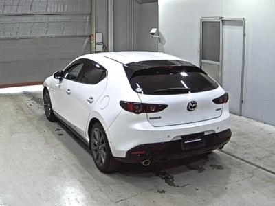 MAZDA MAZDA3 FASTBACK