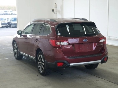 SUBARU OUTBACK