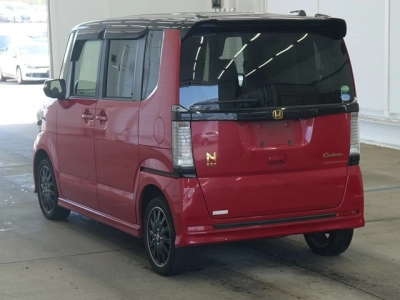 HONDA N BOX CUSTOM