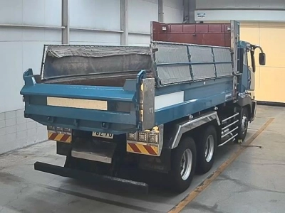 MITSUBISHI FUSO