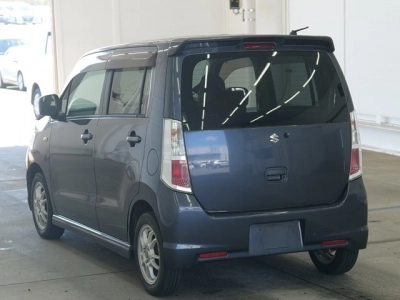 SUZUKI WAGON R STINGRAY