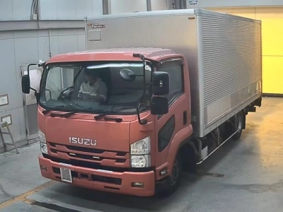 ISUZU FORWARD