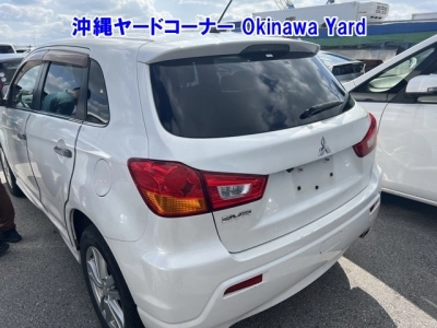 MITSUBISHI RVR