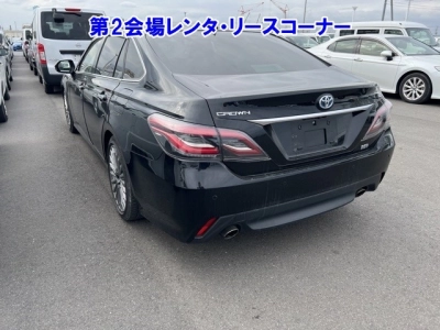 TOYOTA CROWN HYBRID
