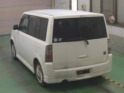 TOYOTA BB