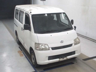 TOYOTA TOWN ACE VAN