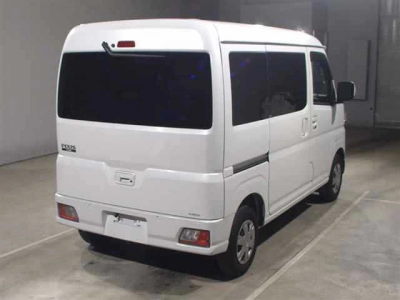 TOYOTA PIXIS VAN