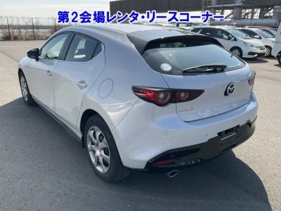 MAZDA MAZDA3 FASTBACK