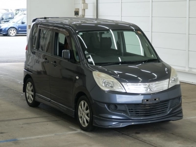 MITSUBISHI DELICA D:2