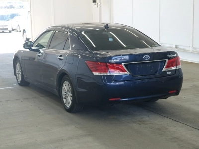 TOYOTA CROWN HYBRID