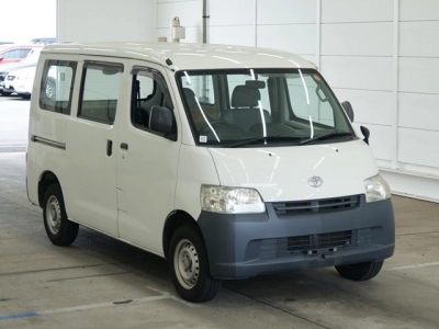 TOYOTA TOWN ACE