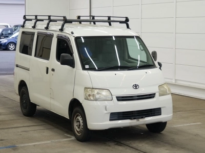 TOYOTA TOWN ACE