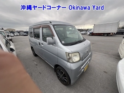 TOYOTA PIXIS VAN