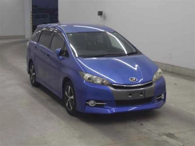 TOYOTA WISH
