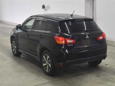 MITSUBISHI RVR