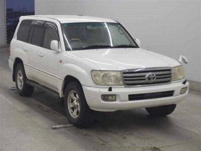 TOYOTA LAND CRUISER