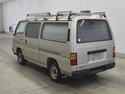 NISSAN CARAVAN