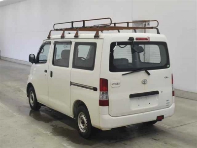 TOYOTA LITE ACE VAN