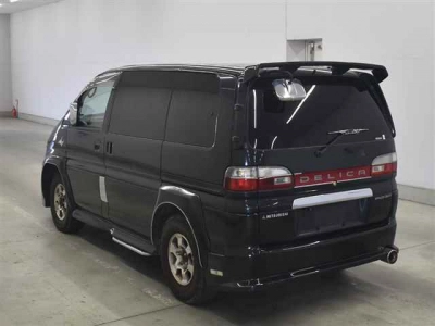 MITSUBISHI DELICA SPACE GEAR