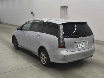 MITSUBISHI GRANDIS