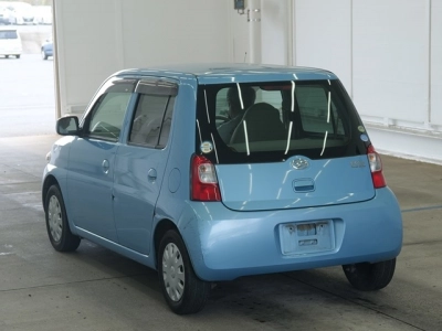 DAIHATSU ESSE
