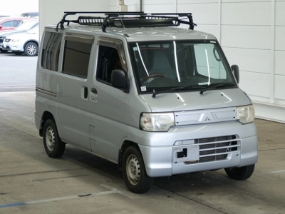 MITSUBISHI MINICAB