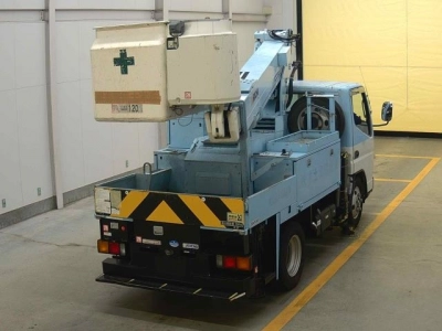 MITSUBISHI CANTER