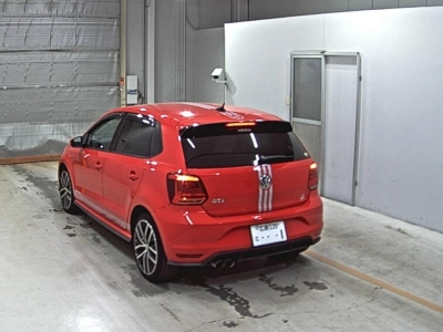 VOLKSWAGEN POLO GTI
