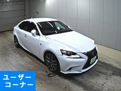 LEXUS IS