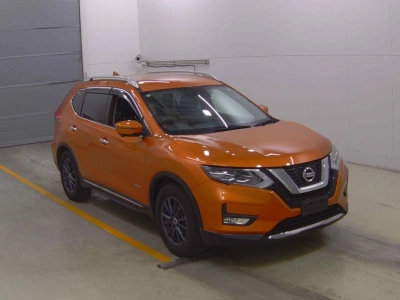 NISSAN X-TRAIL
