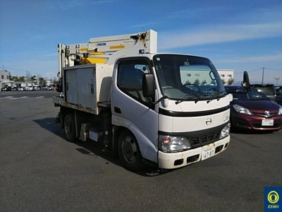 HINO DUTRO TRUCK