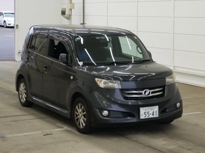 TOYOTA BB