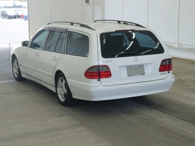 MERCEDES BENZ E CLASS STATION WAGON