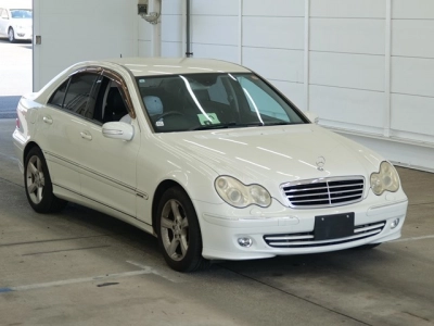 MERCEDES BENZ C CLASS