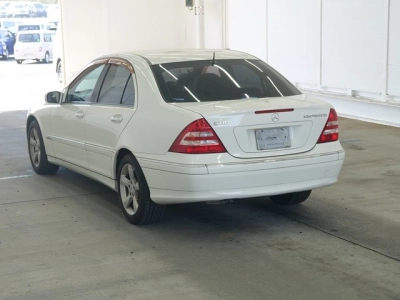 MERCEDES BENZ C CLASS