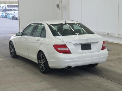 MERCEDES BENZ C CLASS