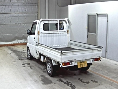 NISSAN CLIPPER TRUCK