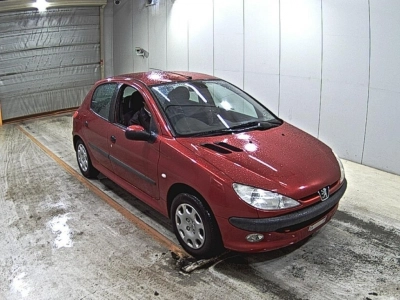 PEUGEOT 206