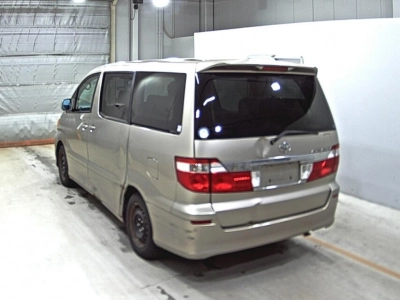TOYOTA ALPHARD V