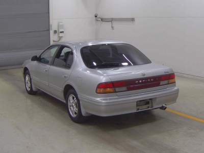 NISSAN CEFIRO