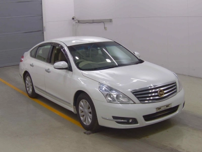 NISSAN TEANA