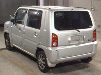 DAIHATSU NAKED