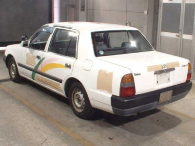 TOYOTA CROWN COMFORT