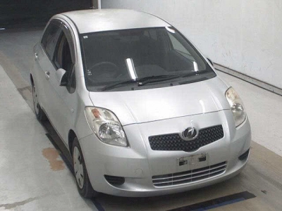 TOYOTA VITZ
