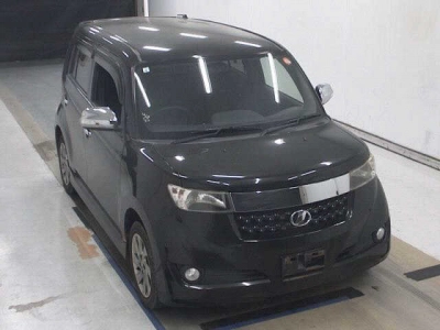 TOYOTA BB