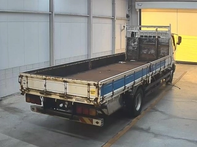 MITSUBISHI FUSO FIGHTER