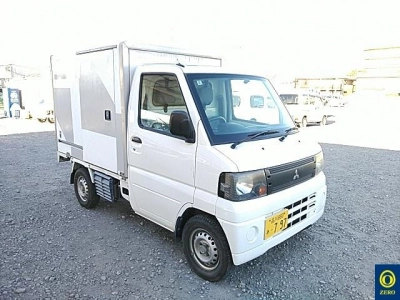 MITSUBISHI MINICAB TRUCK