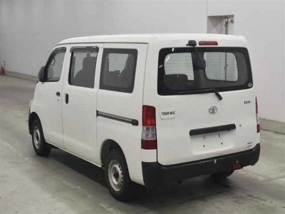 TOYOTA TOWN ACE VAN