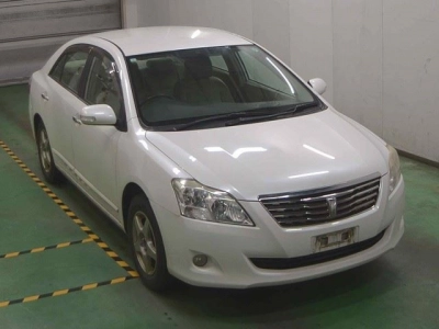 TOYOTA PREMIO