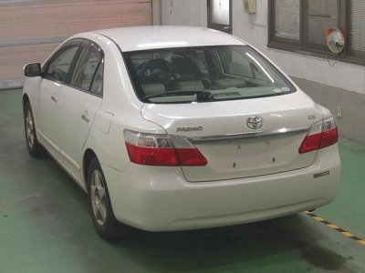 TOYOTA PREMIO